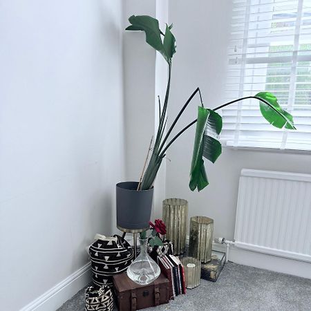 Bright And Modern Flat Near Portobello Road And The Canal Лондон Экстерьер фото