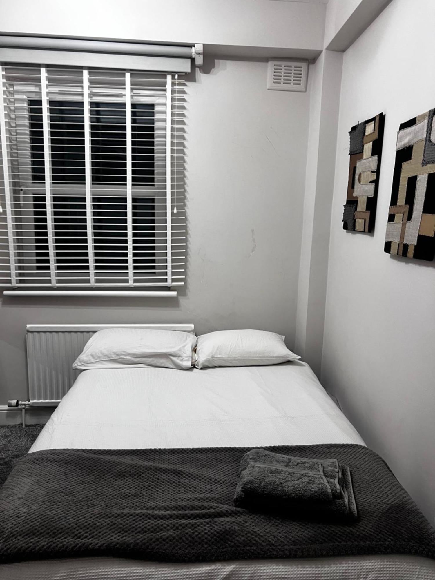 Bright And Modern Flat Near Portobello Road And The Canal Лондон Экстерьер фото